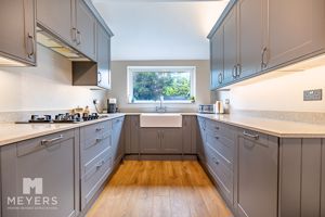 Photo 18- click for photo gallery